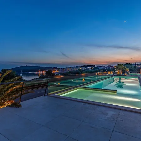 Amazing In Pula With Wifi 풀라