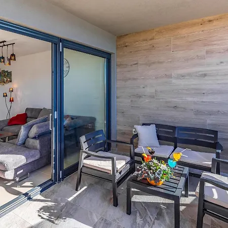 Amazing In Pula With Wifi * Pula