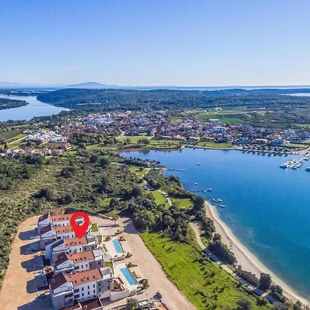 Apartment Beautiful In With Wifi Pula