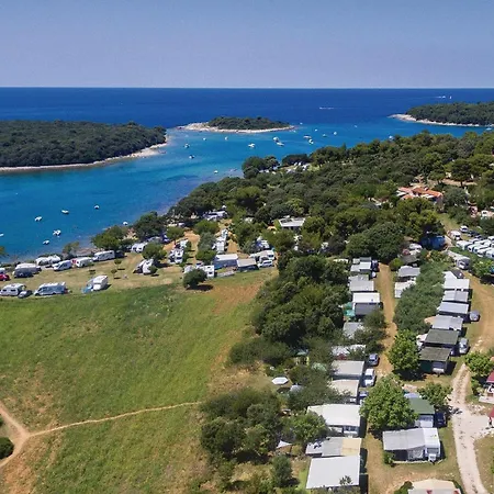 Apartment Beautiful In With Wifi Pula